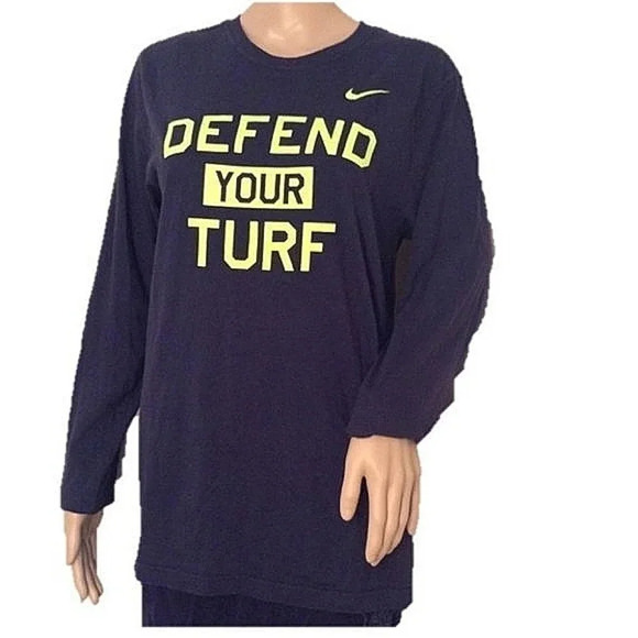 Nike Defend Your Turf Long Sleeve Tee - Picture 1 of 6